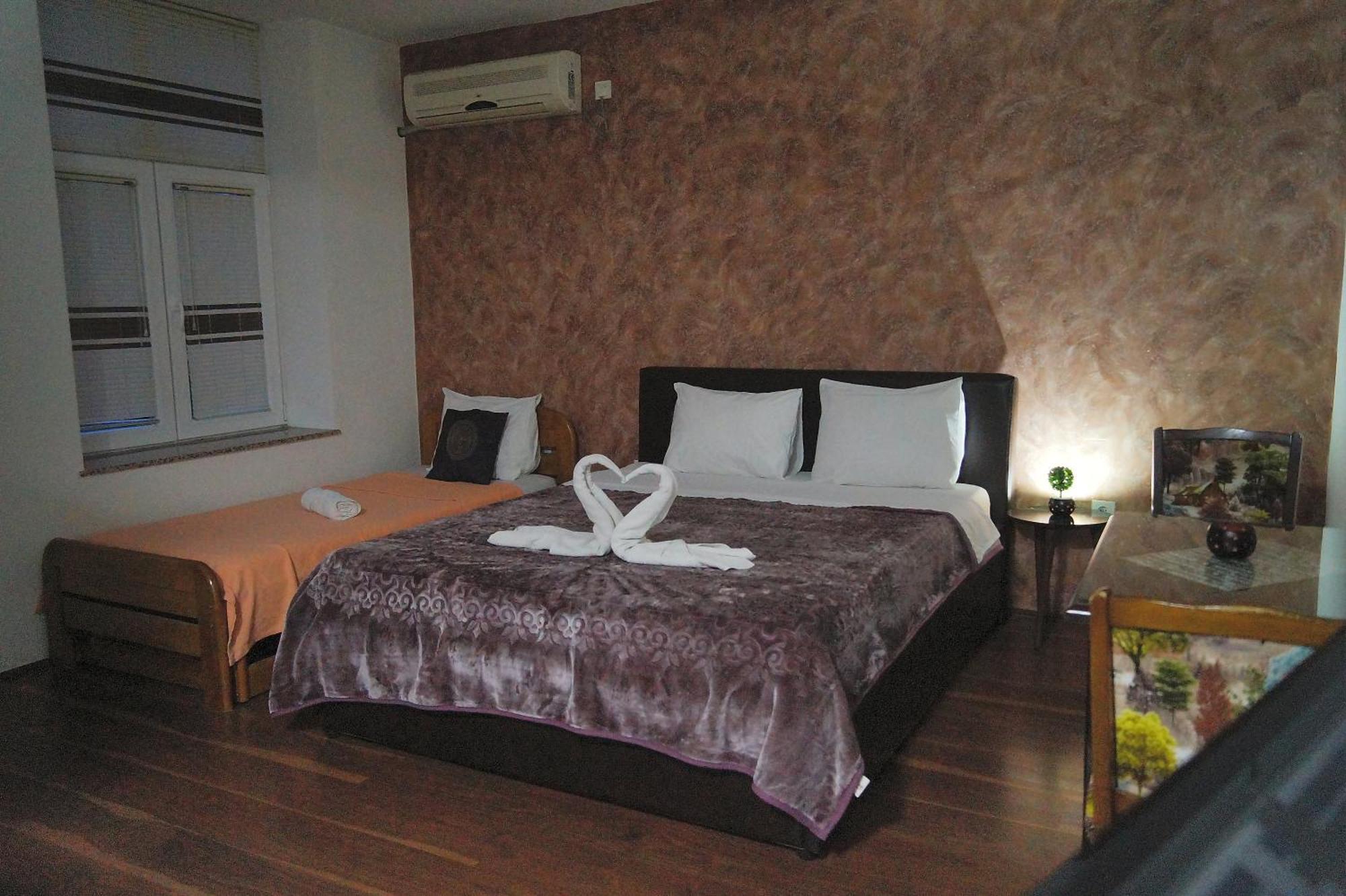 Rooms Filip Бітола Екстер'єр фото